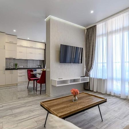 Комфортные Апартаменты 36 Жемчужина Odesa Exterior foto
