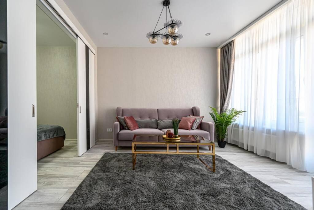 Комфортные Апартаменты 36 Жемчужина Odesa Exterior foto