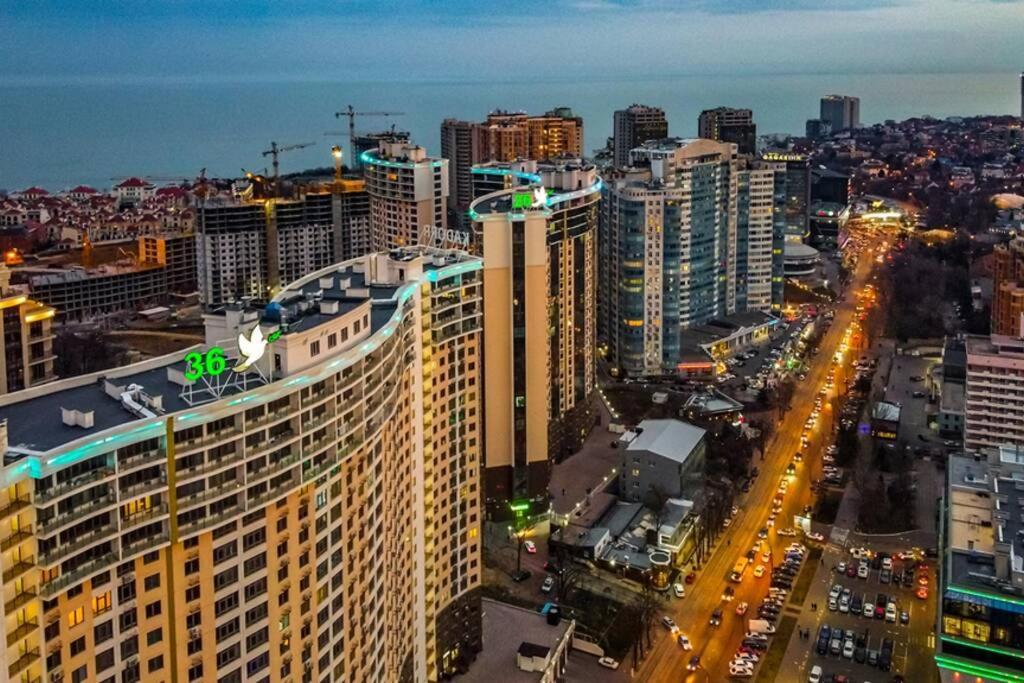 Комфортные Апартаменты 36 Жемчужина Odesa Exterior foto