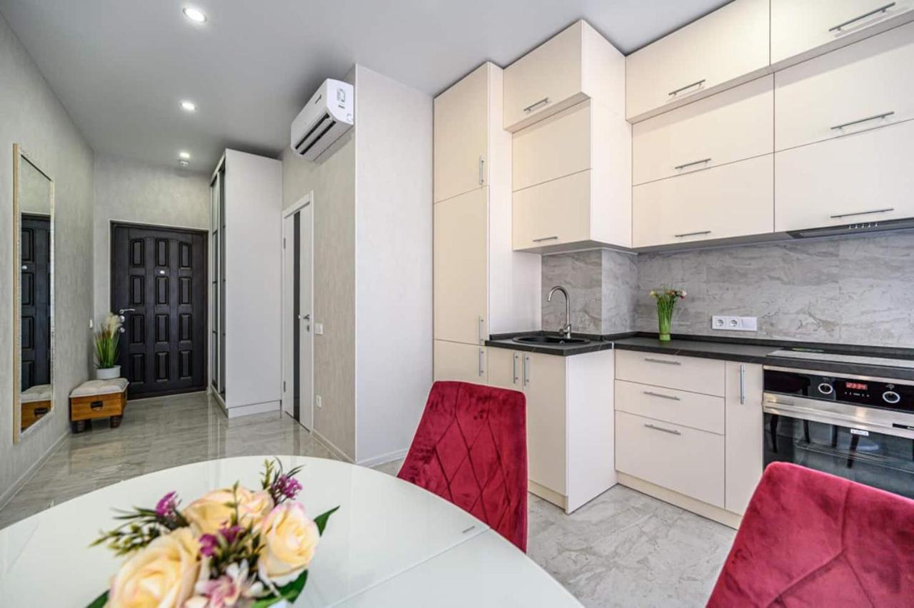 Комфортные Апартаменты 36 Жемчужина Odesa Exterior foto