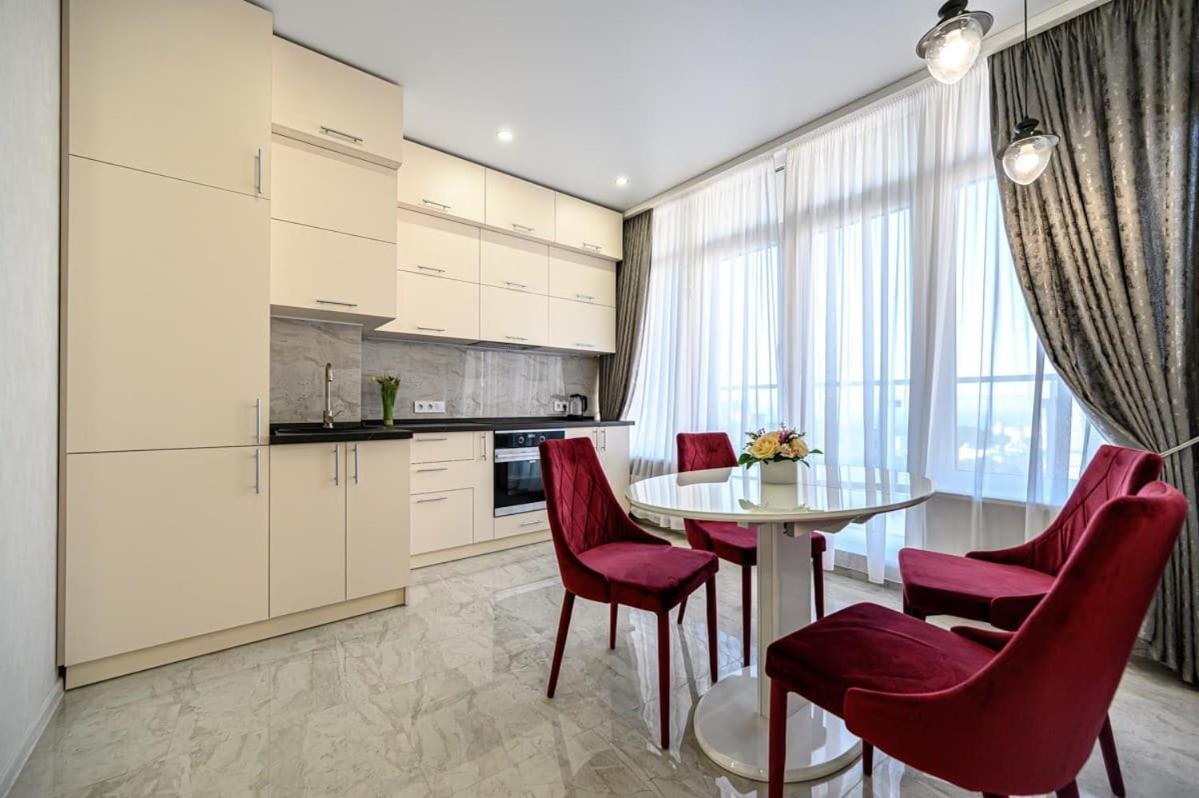 Комфортные Апартаменты 36 Жемчужина Odesa Exterior foto
