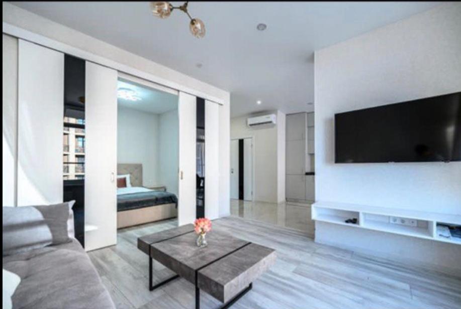 Комфортные Апартаменты 36 Жемчужина Odesa Exterior foto